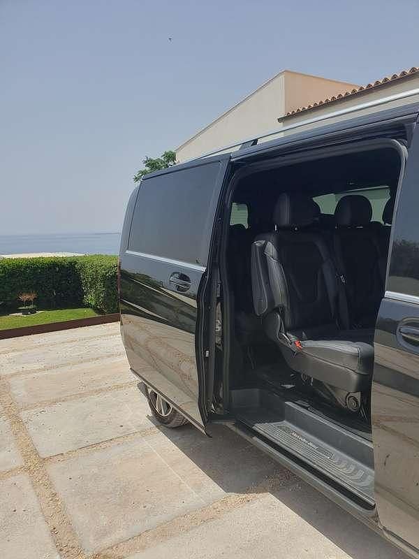 Usata Mercedes V250 Premium 190 CV (139 kW) 2021 Nero Monovolume