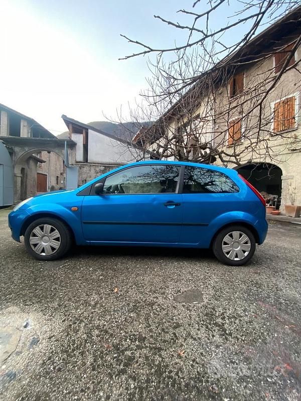 Usata Ford Fiesta 2004 Berlina