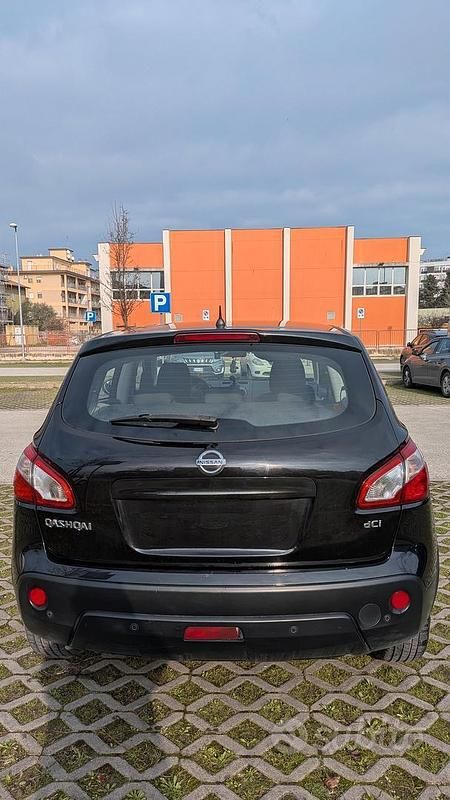 Usata Nissan Qashqai 106 CV (77 kW) 2013 Nero SUV