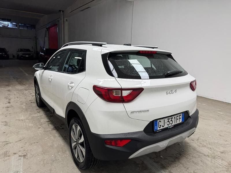 Gebraucht Kia Stonic Style 101 PS (74 kW) 2022 Weiß SUV