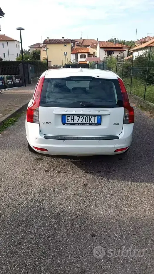 Usata Volvo V50 115 CV (84 kW) 2011 Station wagon