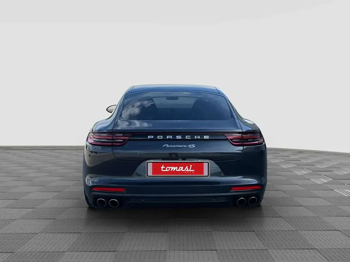 Usata Porsche Panamera Sport 441 CV (324 kW) 2017 Grigio vulcano Berlina