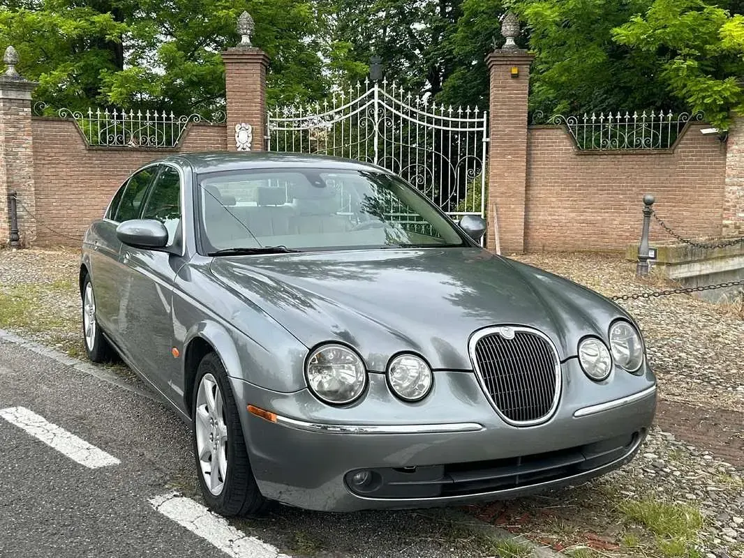 Usata Jaguar S-Type Executive 238 CV (175 kW) 2005 Bronzo Berlina
