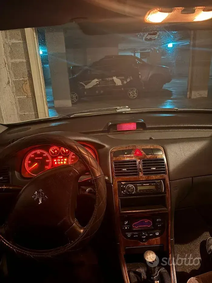 Usata Peugeot 307 68 CV (50 kW) 2005 Grigio Berlina