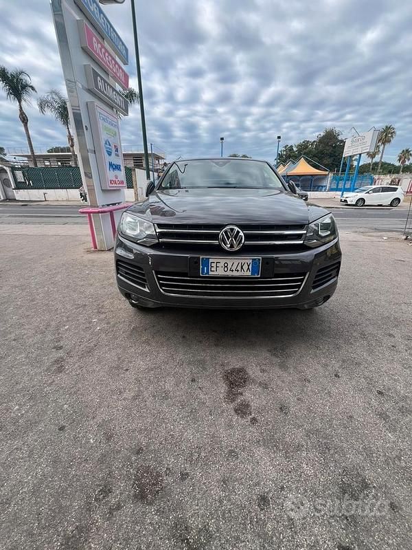 Grigio Usata 2010 VW Touareg Exclusive SUV | 10.500 € (Ottimo prezzo) - Immagine 1/4