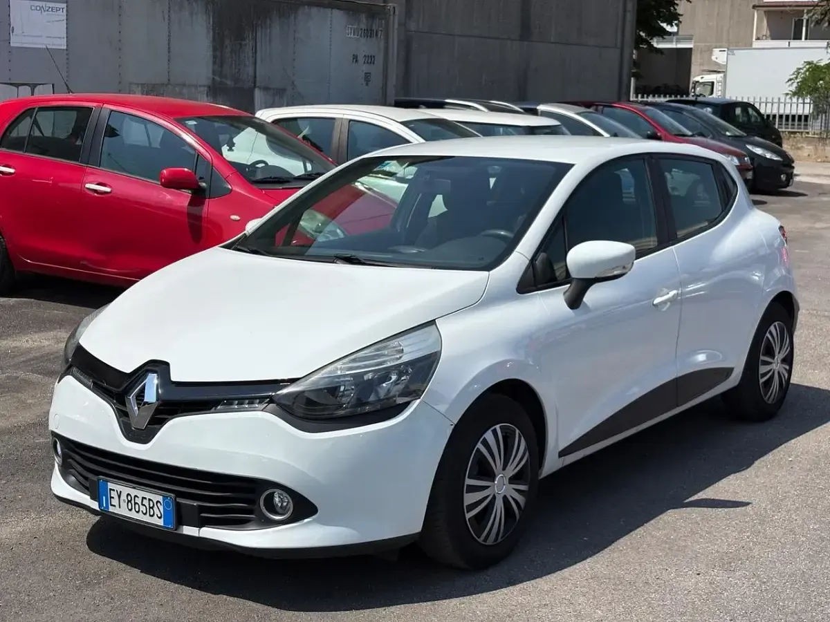 Usata Renault Clio IV 73 CV (53 kW) 2015 Bianco Berlina