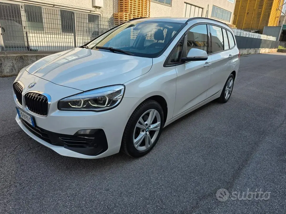Usata BMW 216 Active Tourer Sport Line 109 CV (80 kW) 2019 Bianco Monovolume