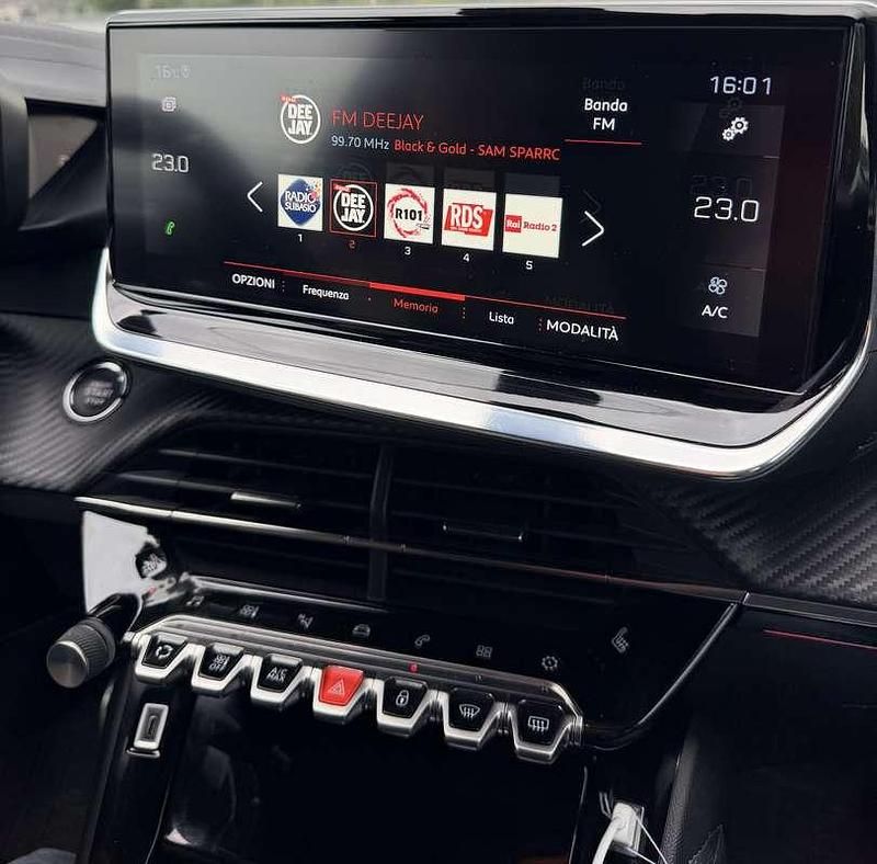 Usata Peugeot 2008 GT 131 CV (96 kW) 2021 SUV