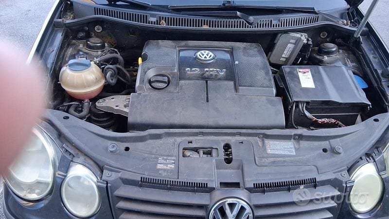 Usata VW Polo Comfortline 64 CV (47 kW) 2001 Berlina
