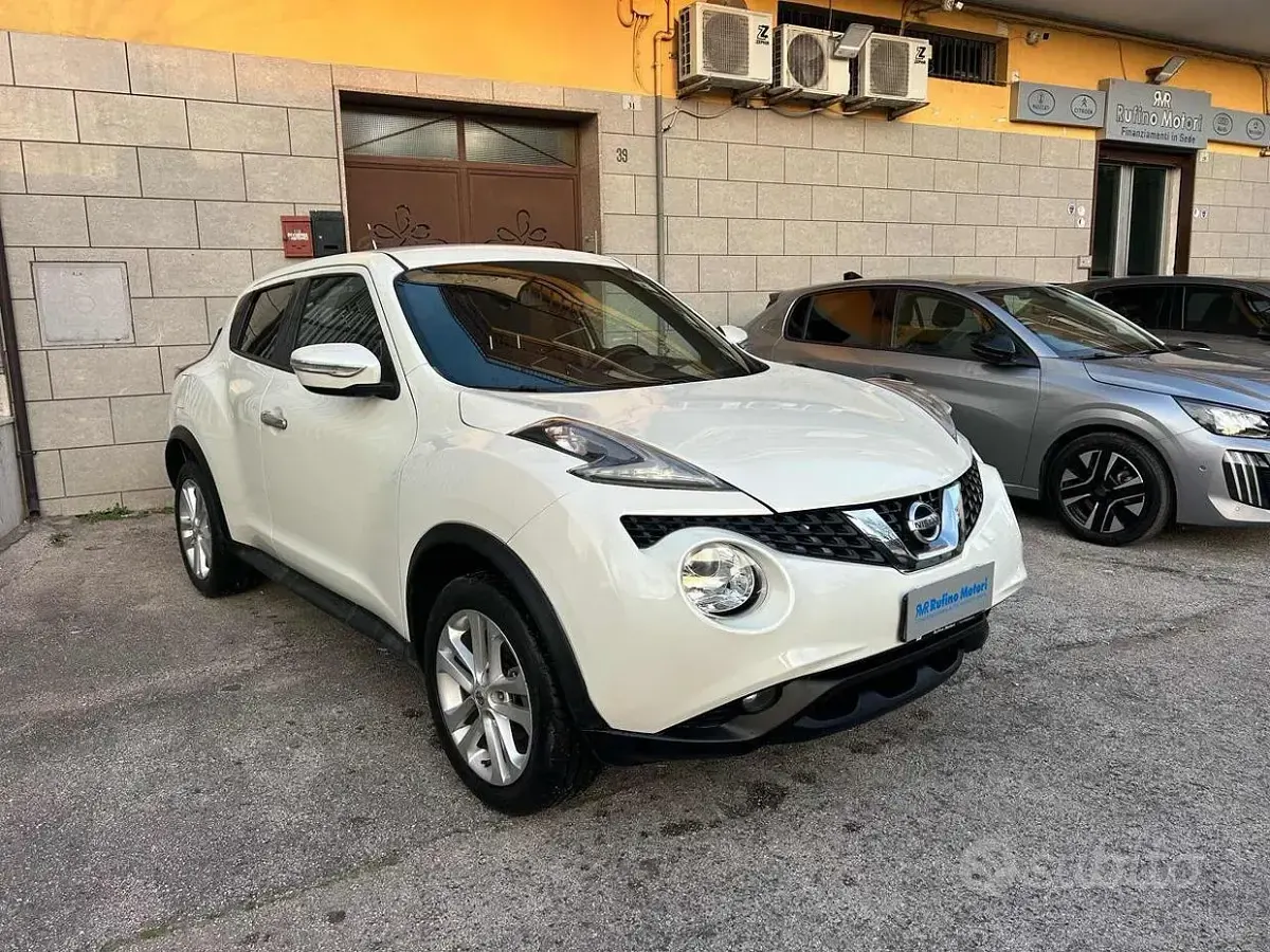 Usata Nissan Juke N-Connecta 110 CV (80 kW) 2016 Bianco SUV