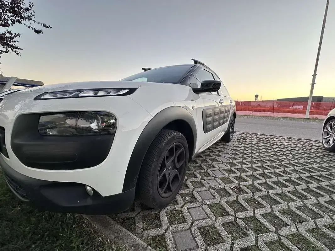 Usata Citroën C4 Shine 99 CV (72 kW) 2017 SUV