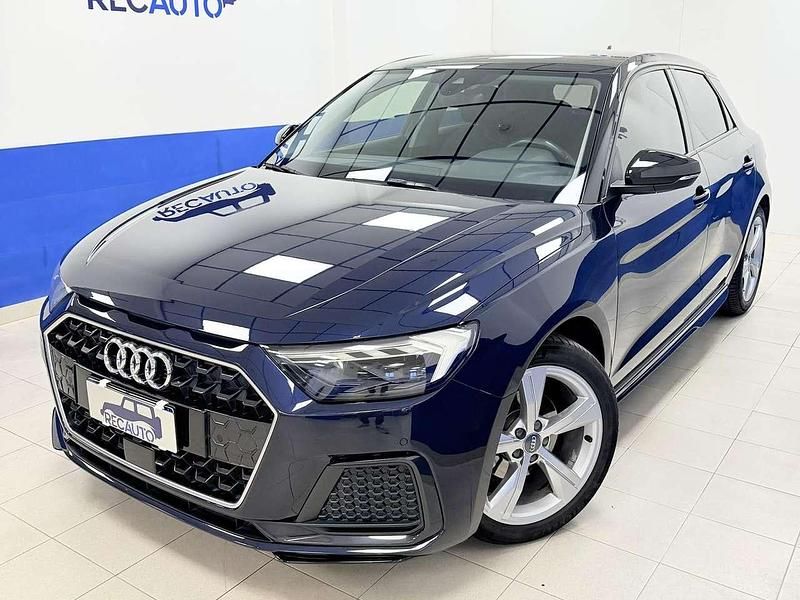 Usata Audi A1 Sportback Ambiente 116 CV (85 kW) 2020 Blu/azzurro Utilitaria