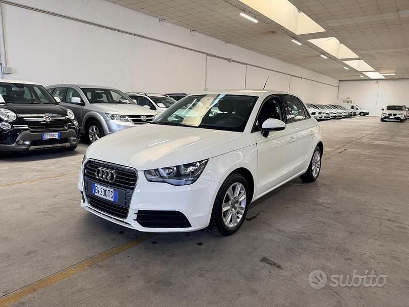 Usata Audi A1 Attraction 85 CV (62 kW) 2014 Bianco Utilitaria
