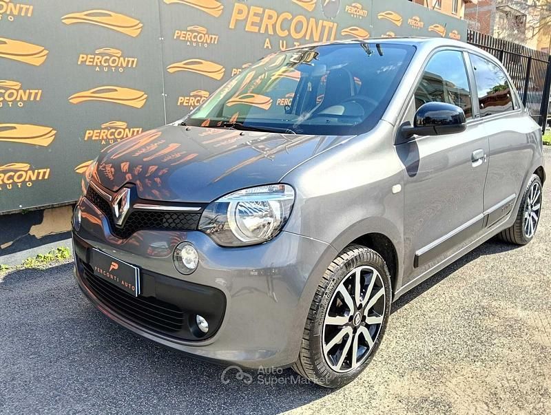 Usata Renault Twingo 90 CV (66 kW) 2016 Grigio chiaro Utilitaria