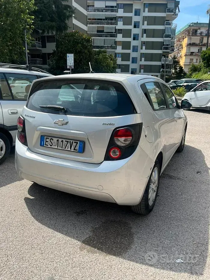 Usata Chevrolet Aveo 86 CV (63 kW) 2014 Grigio Berlina