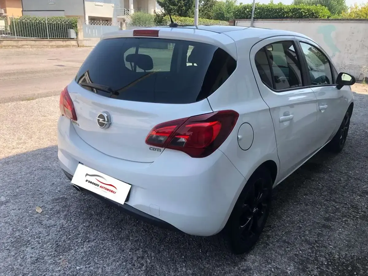 Usata Opel Corsa 75 CV (55 kW) 2016 Other Utilitaria