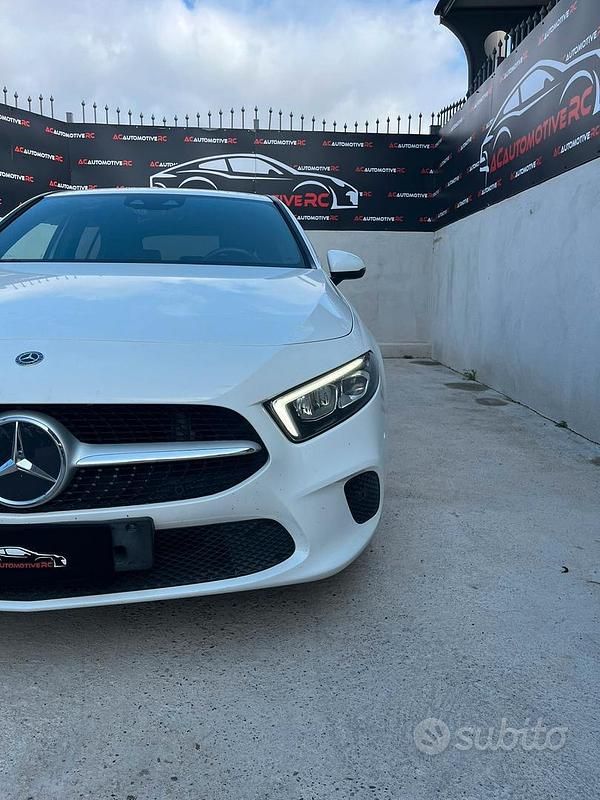 Usata Mercedes A180 Executive 116 CV (85 kW) 2019 Bianco Berlina