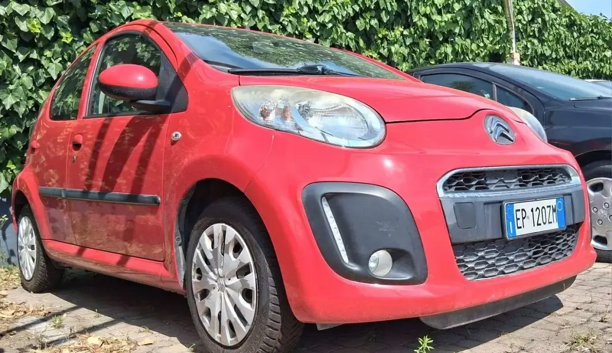 Usata Citroën C1 Attraction 68 CV (50 kW) 2013 Utilitaria