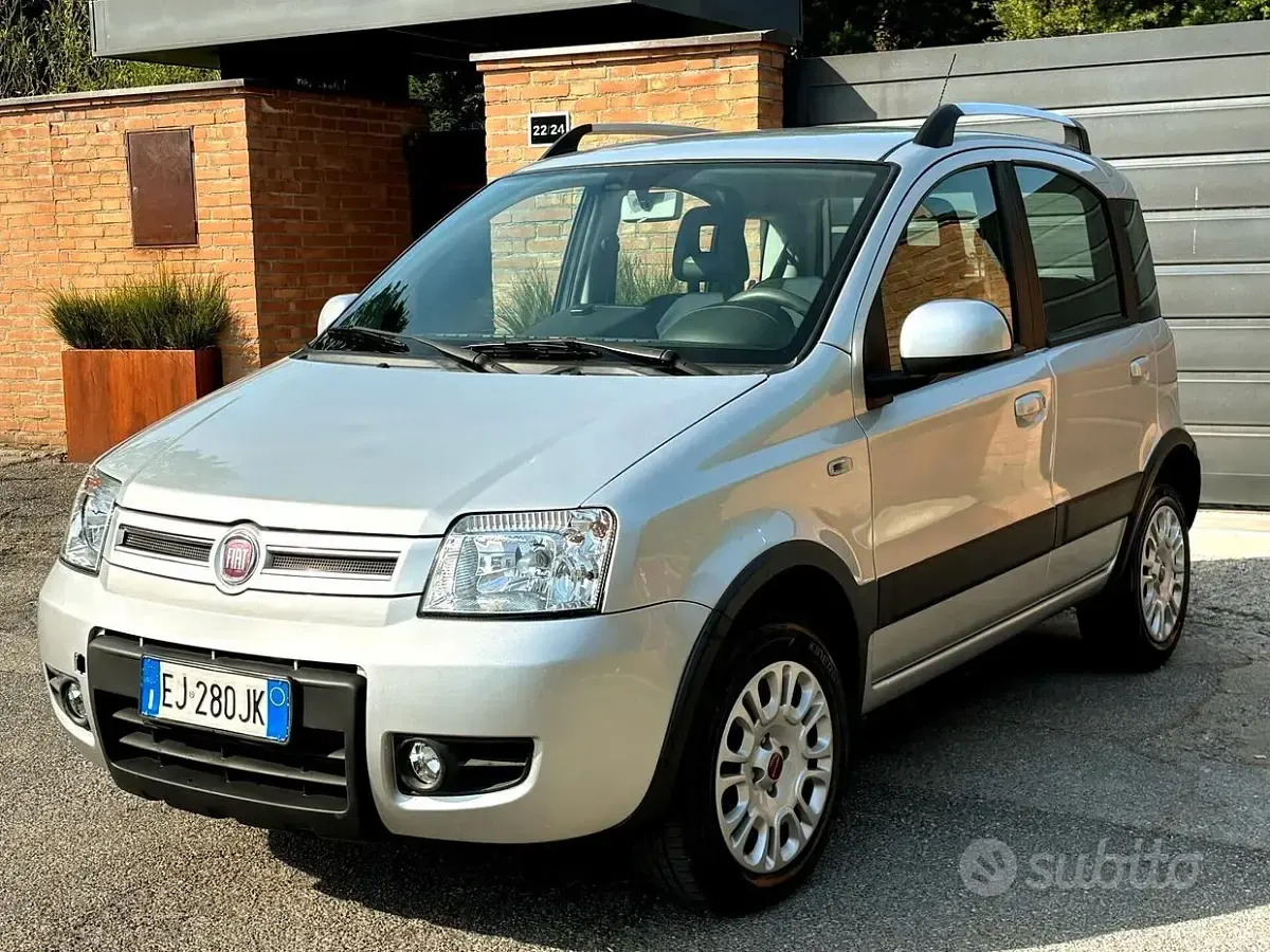 Usata Fiat Panda 69 CV (50 kW) 2011 Utilitaria