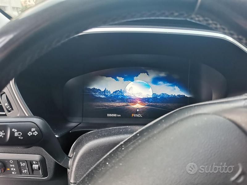 Usata Ford Kuga 120 CV (88 kW) 2022 Grigio SUV