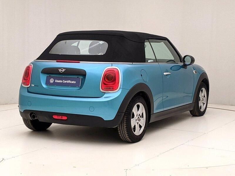 Usata Mini One Cabriolet Hype 102 CV (75 kW) 2019 Blu/azzurro Cabrio