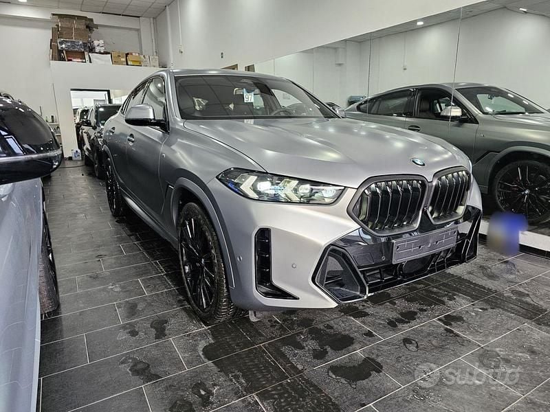 Usata BMW X6 M Sport 298 CV (219 kW) 2025 Grigio SUV