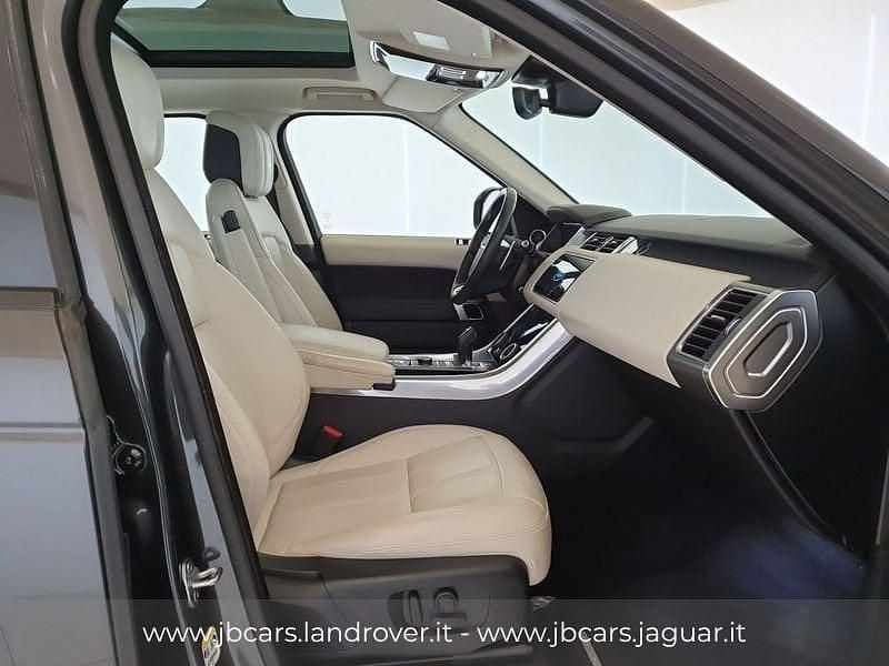 Käytetty Land Rover Range Rover Sport HSE Dynamic 249 HP (183 kW) 2022 Harmaa Katumaasturi