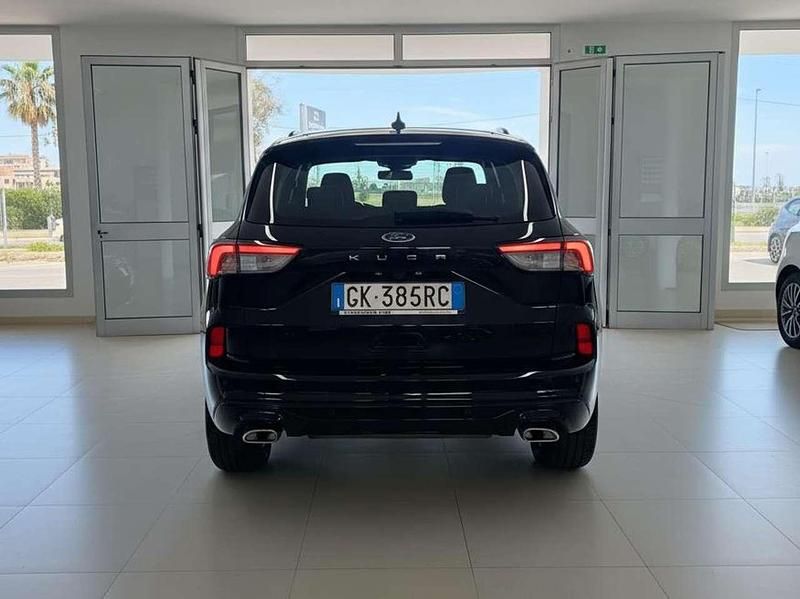 Usata Ford Kuga ST-Line 120 CV (88 kW) 2022 Nero SUV