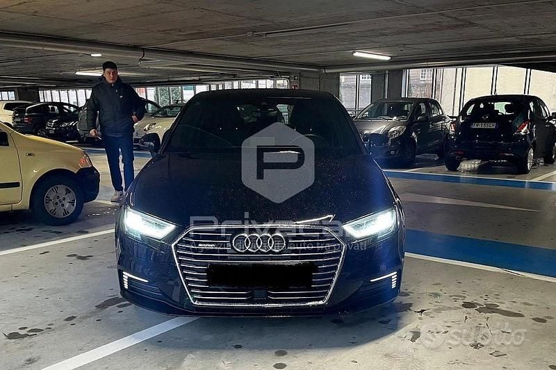Usata Audi A3 Sportback Comfort 150 CV (110 kW) 2017 Nero Utilitaria