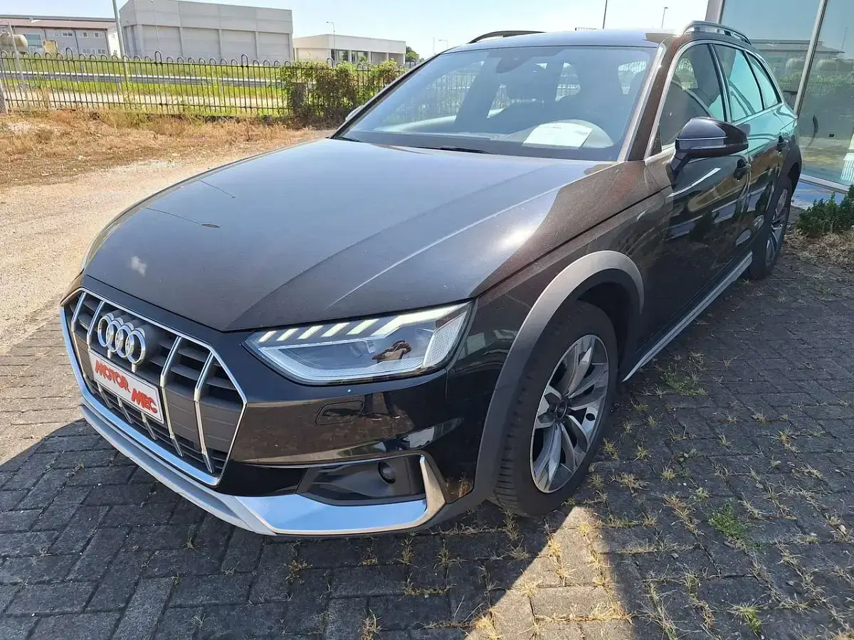 Usata Audi A4 Allroad Sport 204 CV (150 kW) 2022 Nero Station wagon