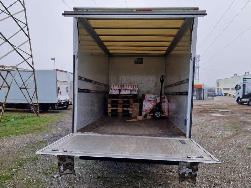 Usata Iveco Daily 145 CV (106 kW) 2016 Bianco Furgone