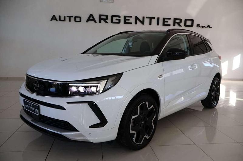 Bianco Usata 2024 Opel Grandland X Ultimate SUV | 22.850 € (Buon prezzo) - Immagine 1/4
