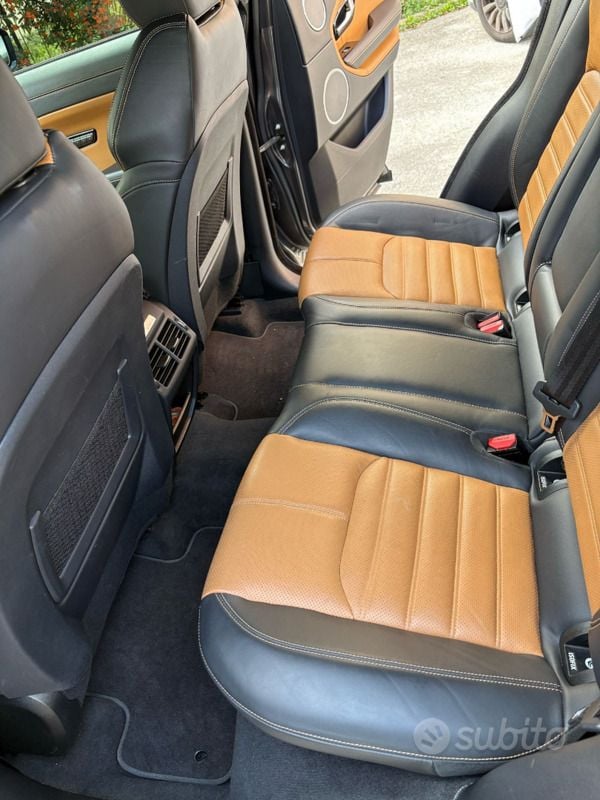 Usata Land Rover Range Rover evoque 180 CV (132 kW) 2018 Grigio SUV