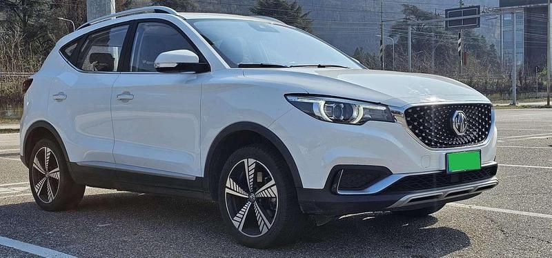 Usata MG ZS Exclusive 67 kW (92 CV) 2021 Bianco SUV