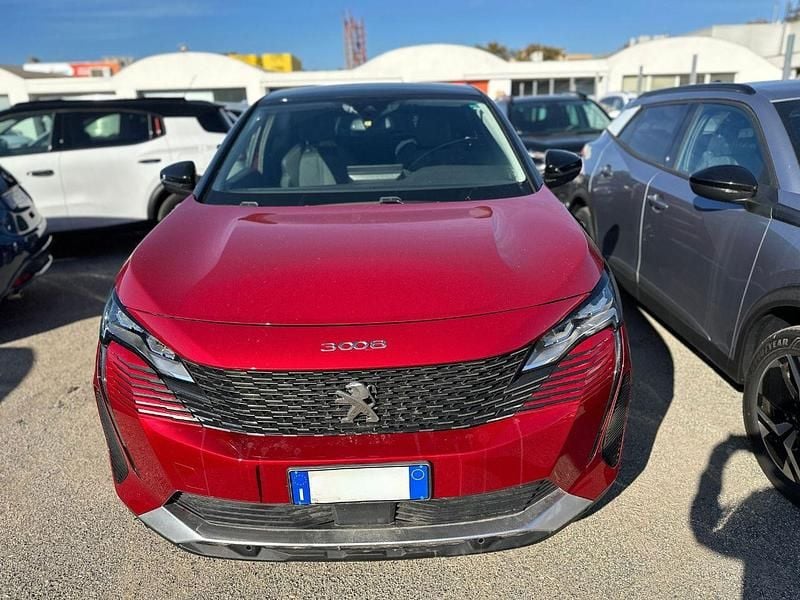 Usata Peugeot 3008 Allure 131 CV (96 kW) 2022 Rosso SUV