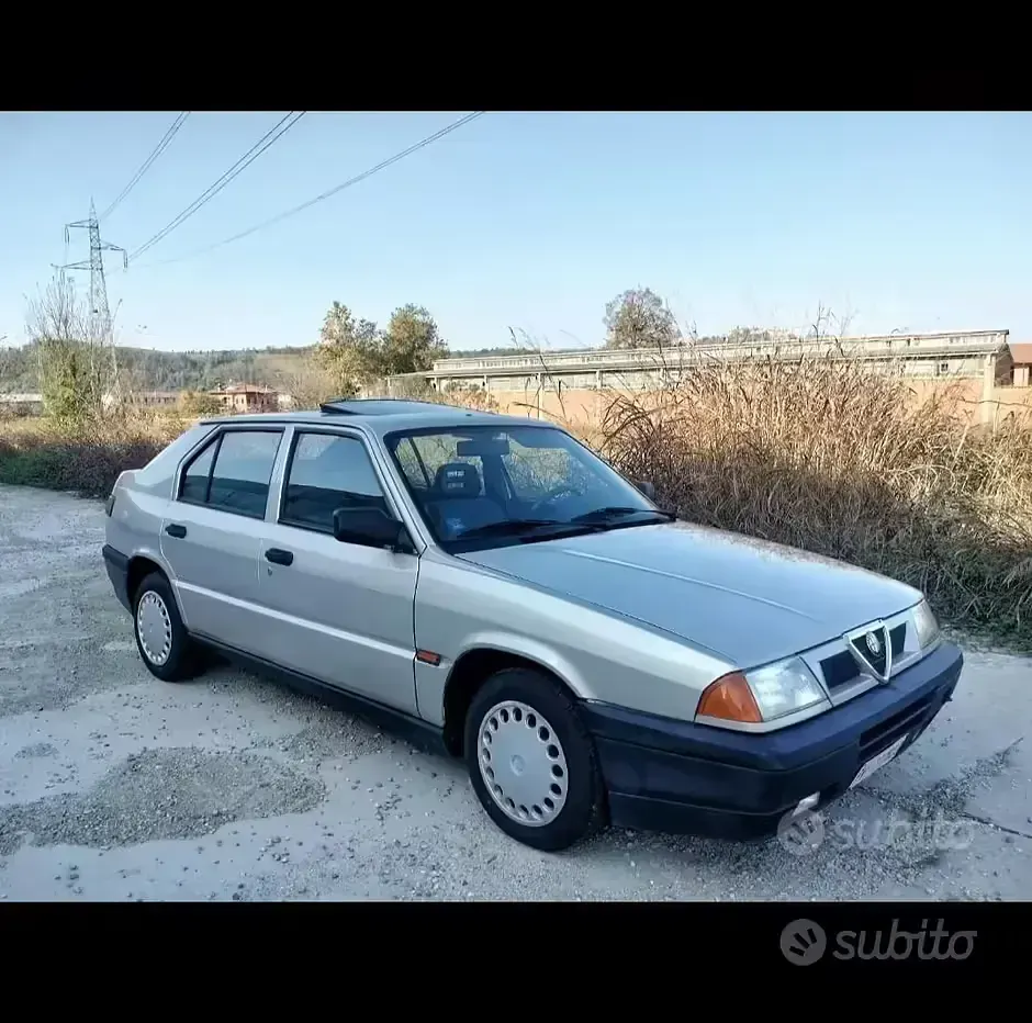 Usata Alfa Romeo 33 90 CV (66 kW) 1991 Grigio Berlina