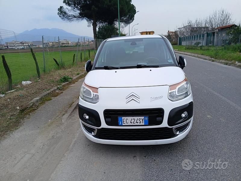 Usata Citroën C3 Picasso 95 CV (69 kW) 2010 Bianco Monovolume