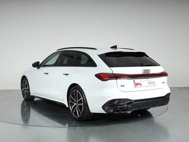 Usata Audi A5 S-Line 204 CV (150 kW) 2025 Bianco ghiacciaio metallizzato Station wagon