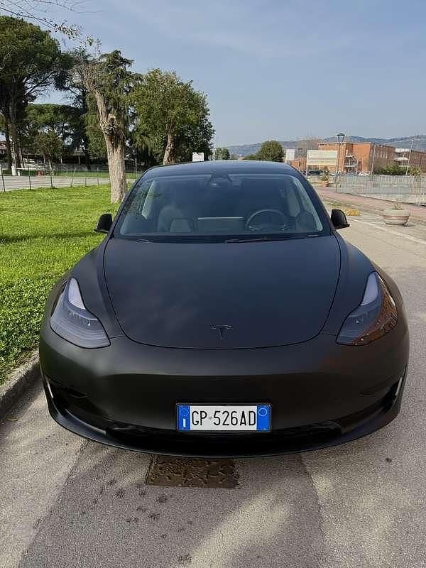 Usata Tesla Model 3 Standard Range 88 kW (120 CV) 2023 Nero Berlina