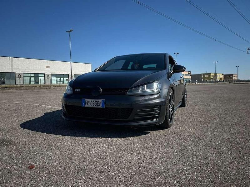 Usata VW Golf GTD 184 CV (135 kW) 2014 Grigio Coupé
