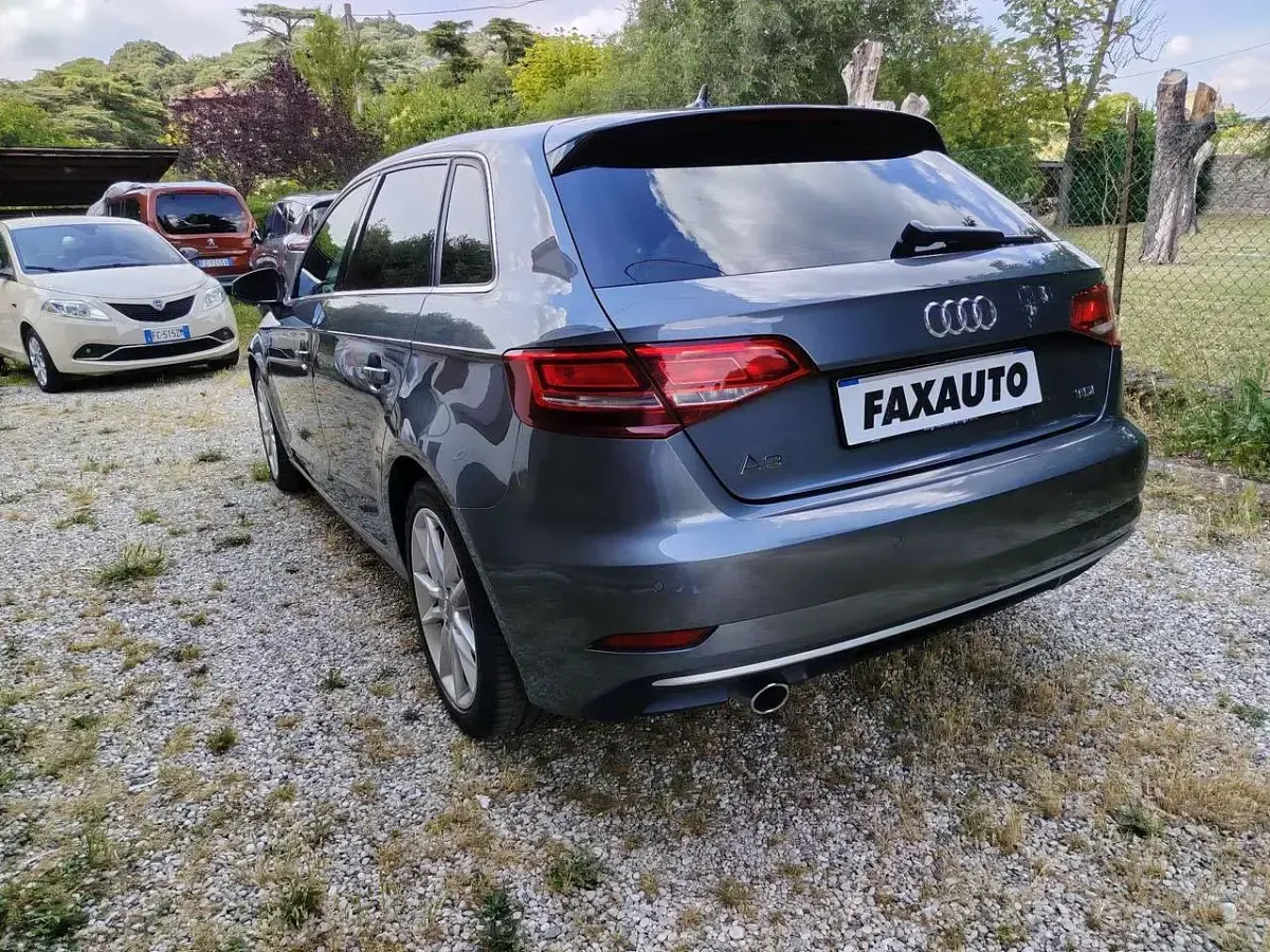 Usata Audi A3 Sport 110 CV (80 kW) 2016 Grigio Berlina