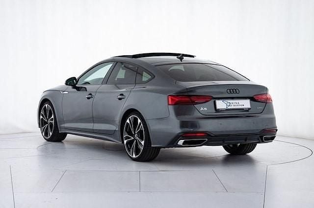 Usata Audi A5 Sportback S-Line 204 CV (150 kW) 2022 Grigio daytona perla Utilitaria