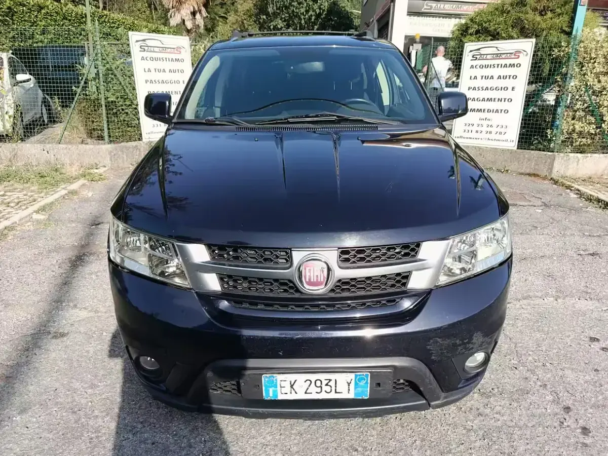 Usata Fiat Freemont 170 CV (125 kW) 2012 Blu SUV