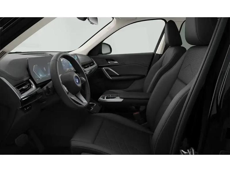 Nuova BMW iX1 Comfort Edition 150 kW (204 CV) 2026 Black sapphire metallizzato SUV