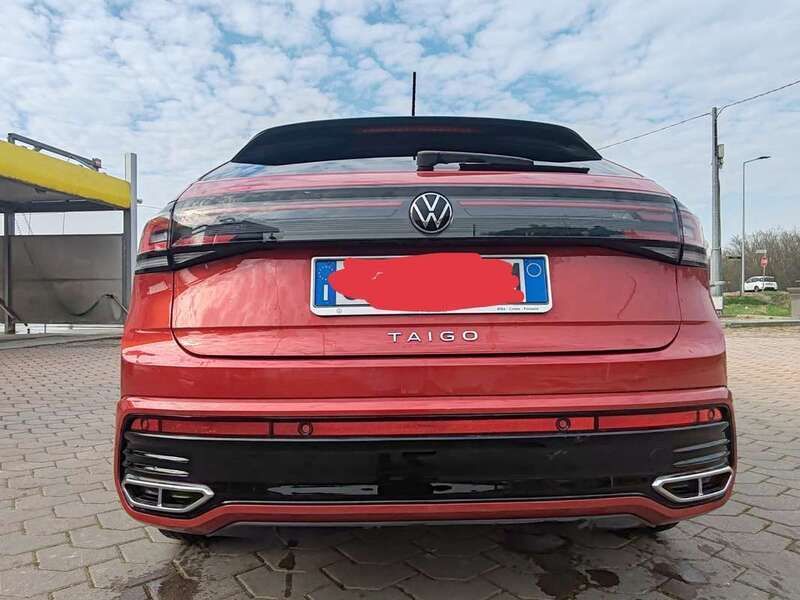 Usata VW Taigo R-line 150 CV (110 kW) 2023 Rosso SUV