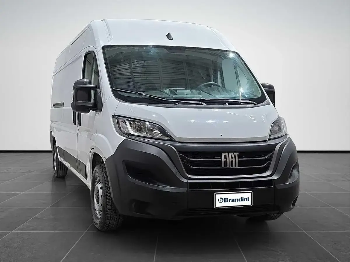 Usata Fiat Ducato 140 CV (102 kW) 2023 Bianco Furgone