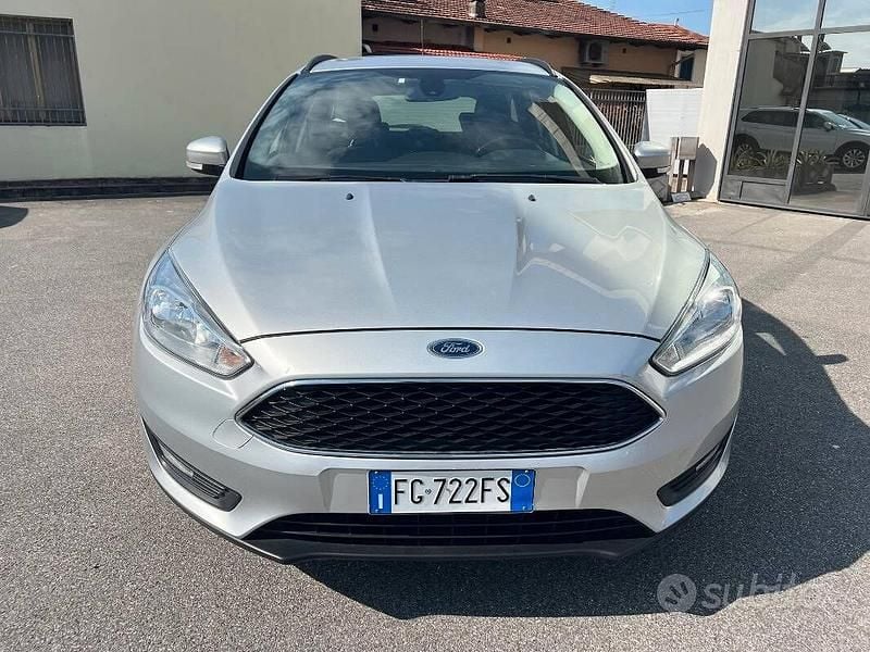 Usata Ford Focus Titanium S 120 CV (88 kW) 2017 Grigio Station wagon