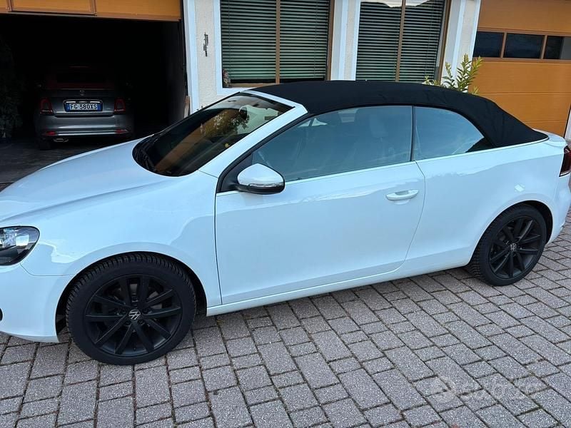 Usata VW Golf Exclusive 105 CV (77 kW) 2011 Cabrio