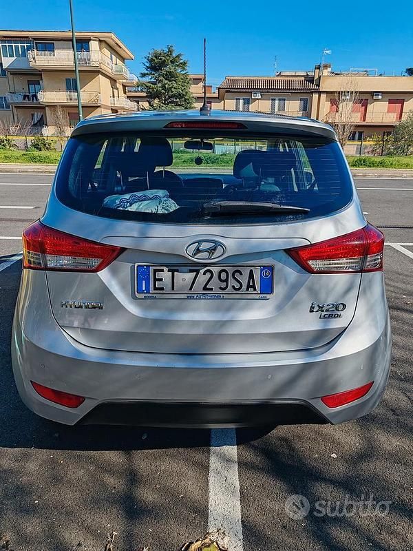 Usata Hyundai ix20 90 CV (66 kW) 2014 Grigio Utilitaria