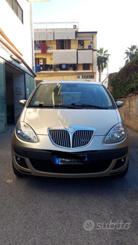 Usata Lancia Musa 90 CV (66 kW) 2006 Monovolume